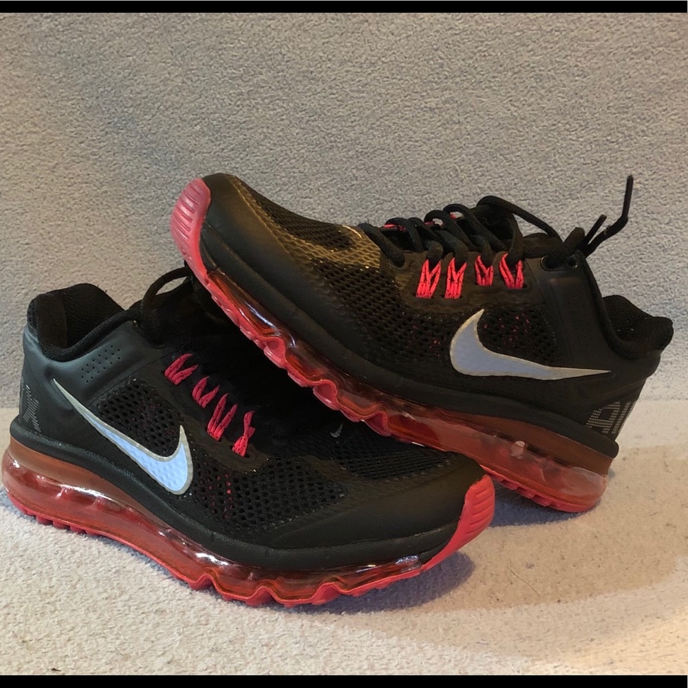Running shoe